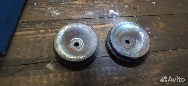 Опоры передней стойки