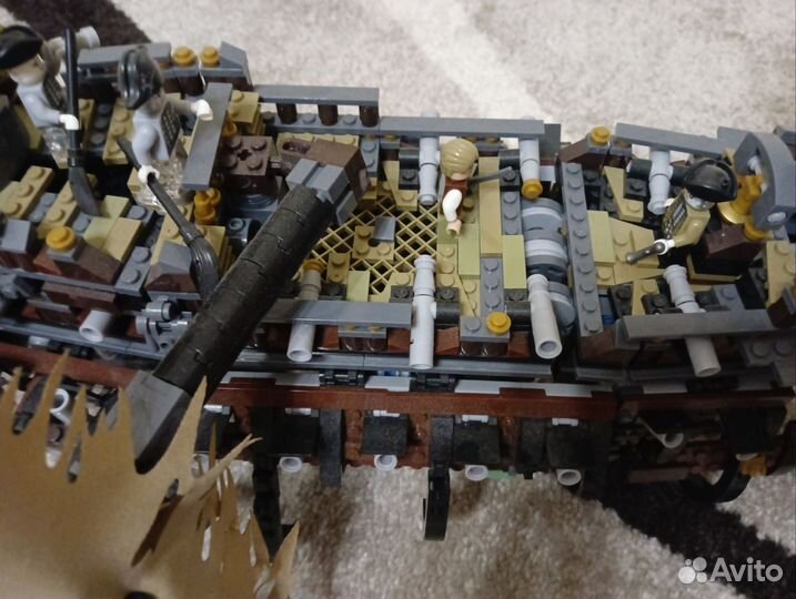 Lego пиратский корабль