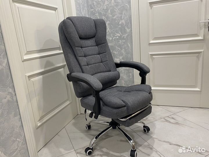 Компьютерное кресло новое
