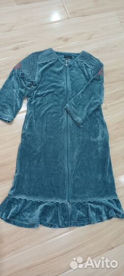 Халат,тапочки велюровый женский