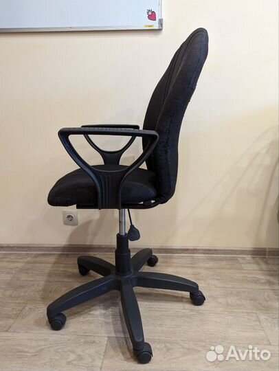 Компьютерное кресло