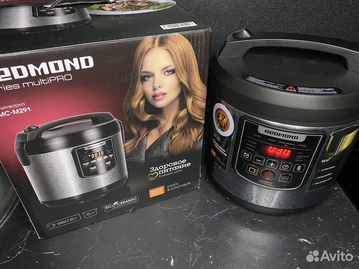 Мультиварка Redmond новая