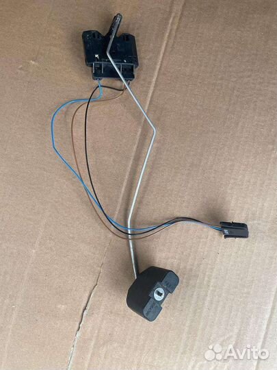 Датчик уровня топлива Volkswagen Tiguan 2