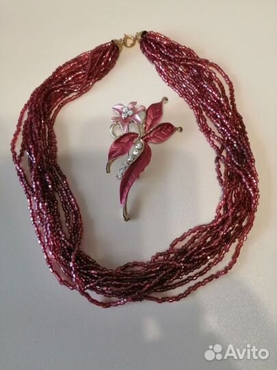 Ожерелье и брошь