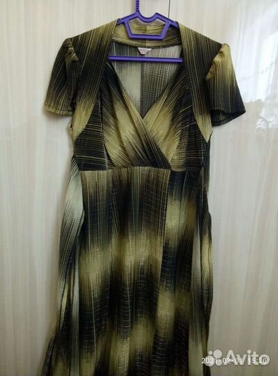 Платье,костюм,блузки 40-44 размер