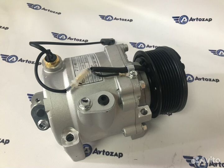 Компрессор кондиционера на Лада 4х4 Нива