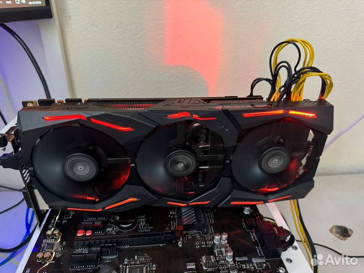 Продаётся видеокарта 1080ti Asus rog strix gaming