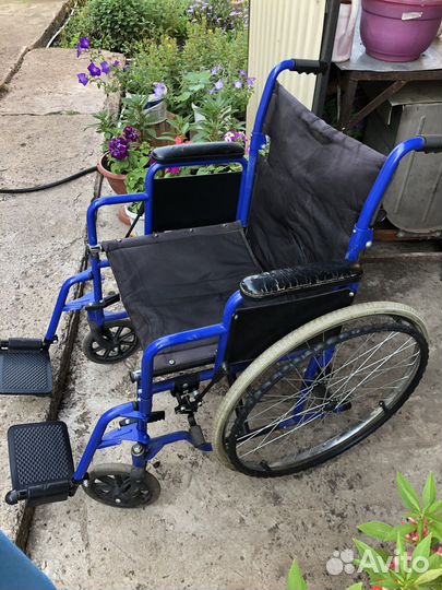 Инвалидная коляска