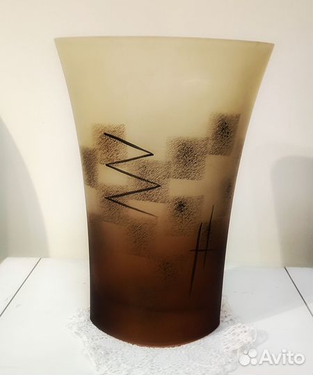 Ваза настольная, Чехия