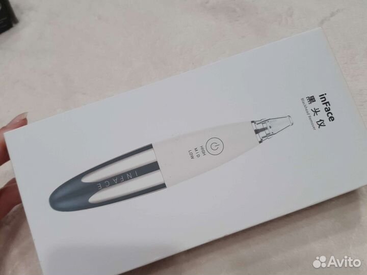 Вакуумный аппарат для чистки лица