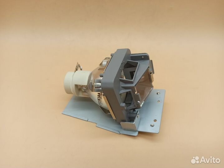 С дефектом 836348 Лампа для проектора