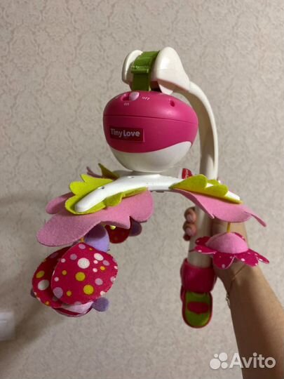 Мобиль на кроватку для малышки