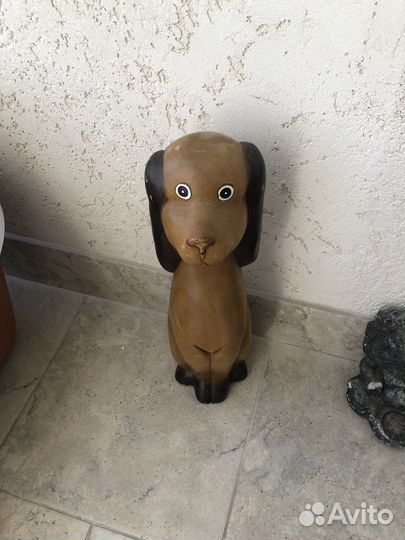 Статуэтка собака из дерева ручная работа