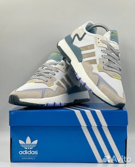 Кроссовки женские Adidas Jogger