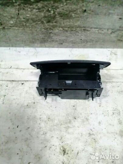 Пепельница с прикуривателем Mercedes W211