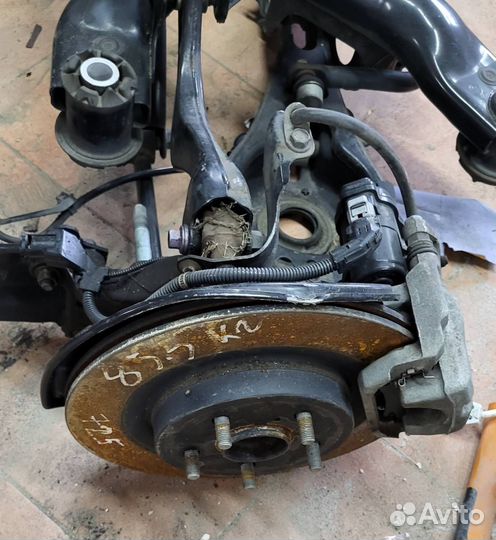 Балка задняя Toyota RAV4 5 (XA50) 2021 5120642090