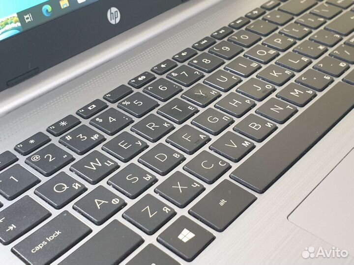 Ультрабук HP Core i5 1035G1, DDR4 8Gb, IPS FullHD