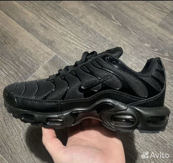 Кроссовки Nike air max th plus