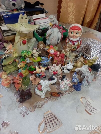 Статуэтки фигурки