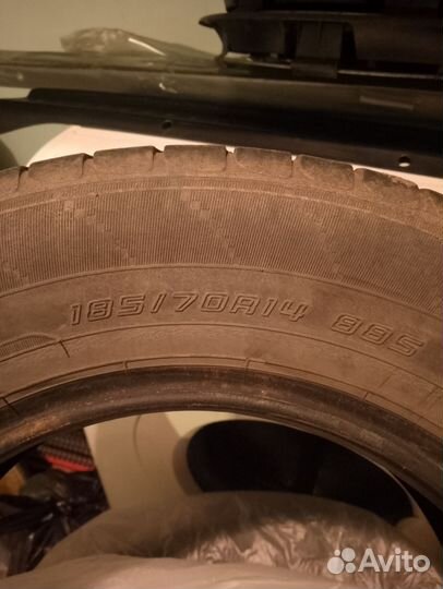 Dunlop Bb490 185/70 R14 20V