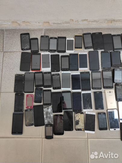 Лот 121 смартфон на запчасти