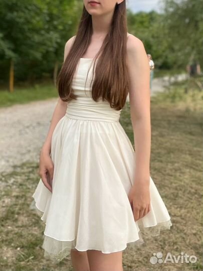 Платье kira plastinina 42