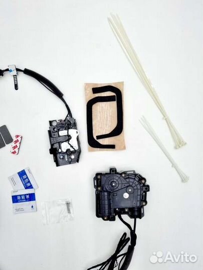 Доводчики дверей audi комплект на 2 двери под