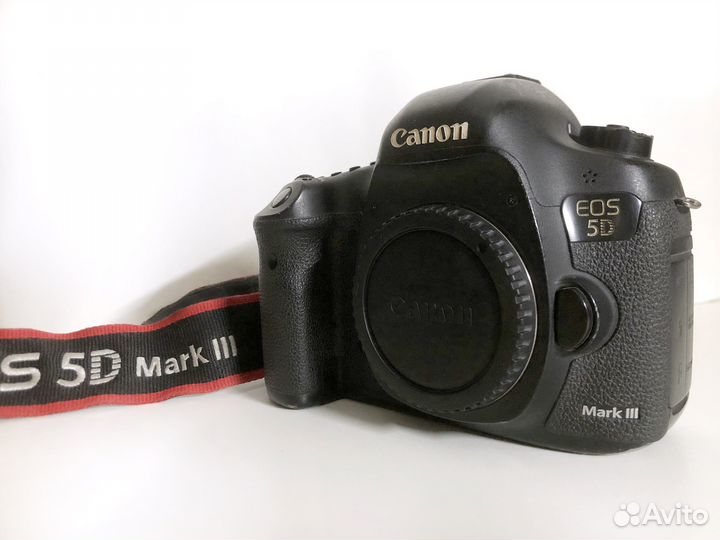 Зеркальный фотоаппарат Canon 5D Mark III body