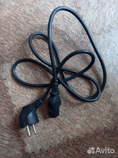 Кабель питания для компьютера