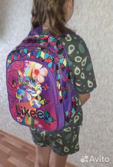 Рюкзак школьный
