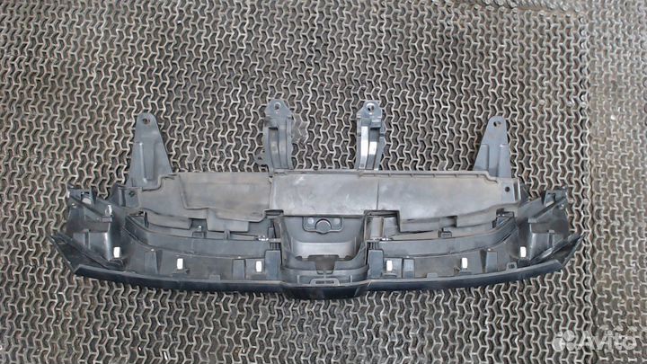 Решетка радиатора Honda CR-V