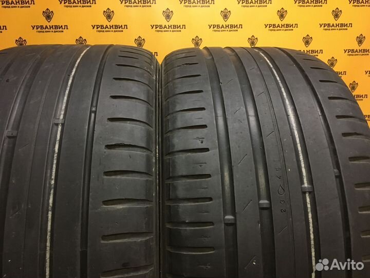 Nokian Tyres Hakka Z 295/35 R21 107Y