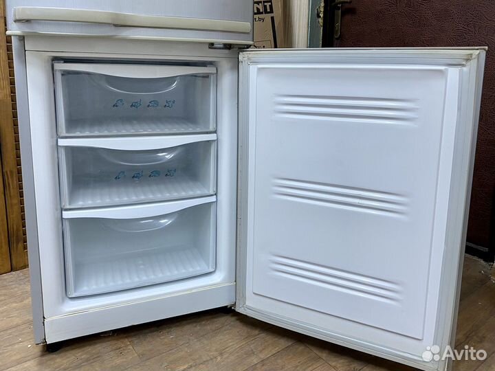 Холодильник Samsung б/у