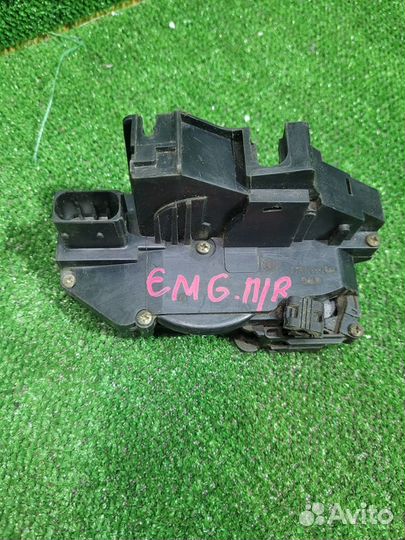 Замок двери передний правый Geely Emgrand Ec7 2013