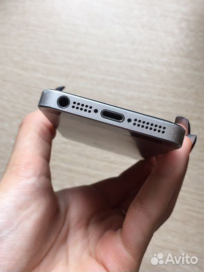 iPhone 5S, 32 ГБ