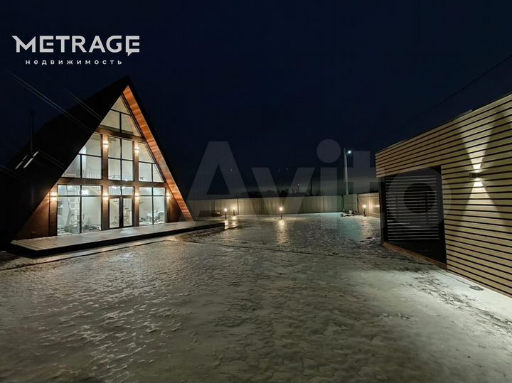 Коттедж 180 м² на участке 17 сот.