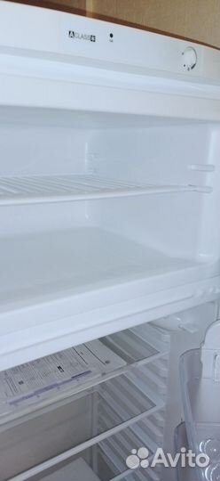 Indesit - холодильник 167/60/62 вместительный