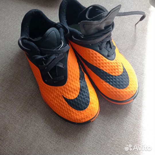 Бутсы nike hypervenom