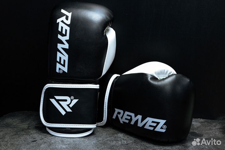 Боксерские перчатки Reyvel maximum protection
