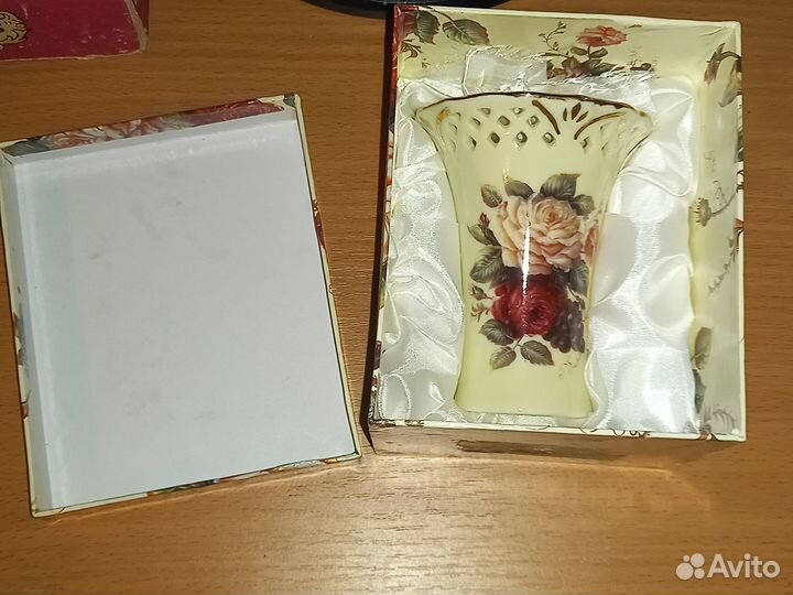 Вазочка Elan Gallery фарфор