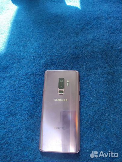 Телефон Samsung galaxy s9 plus