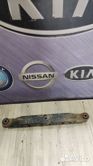 Рычаг подвески Nissan qashqai J10 Лев