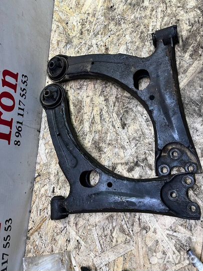 Рычаг передний левый правый Geely ec7 emgrand