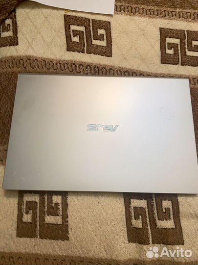 Ноутбук asus