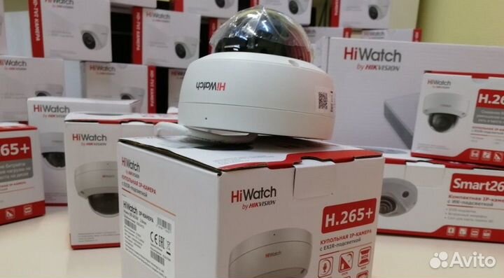 4Мп с микрофоном IP камера DS-I452M 2.8mm Hiwatch