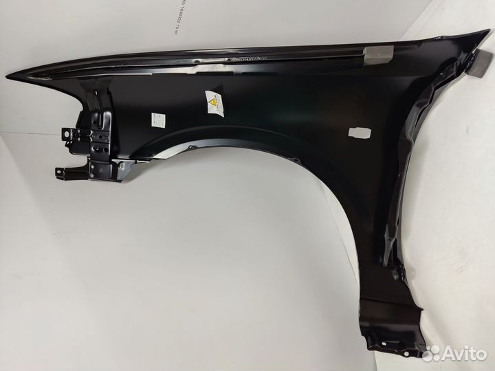 Крыло переднее правое Nissan Almera Classic B10