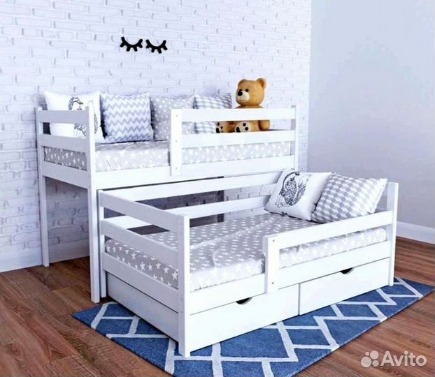 Двухярусная кровать