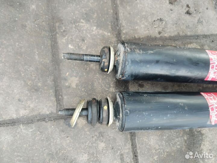 Амортизатор передний хендай H200/старекс 97-07г