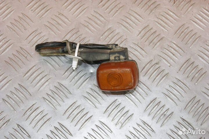 Поворотник задний левый Yamaha TTR 250 Raid