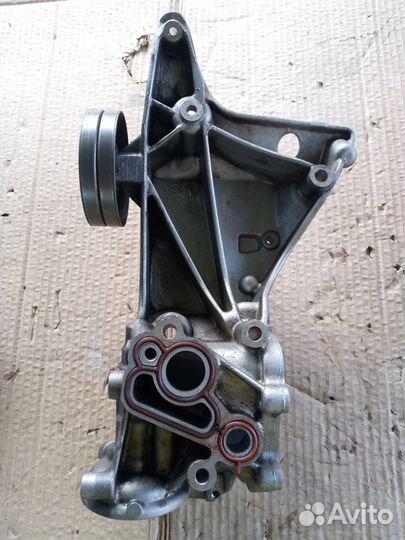 Корпус масляного фильтра Audi Q5 8R